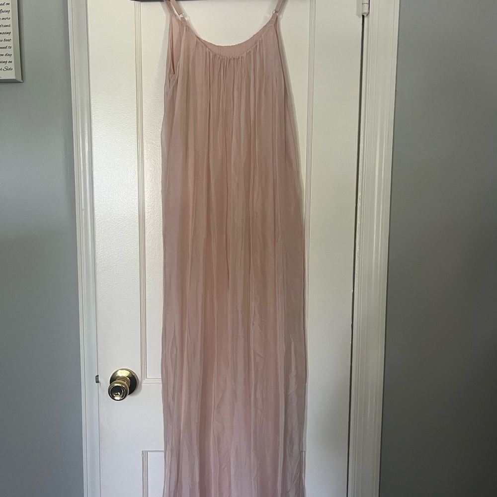 Elegant Pink Maxi Dress - Picture 4 of 5